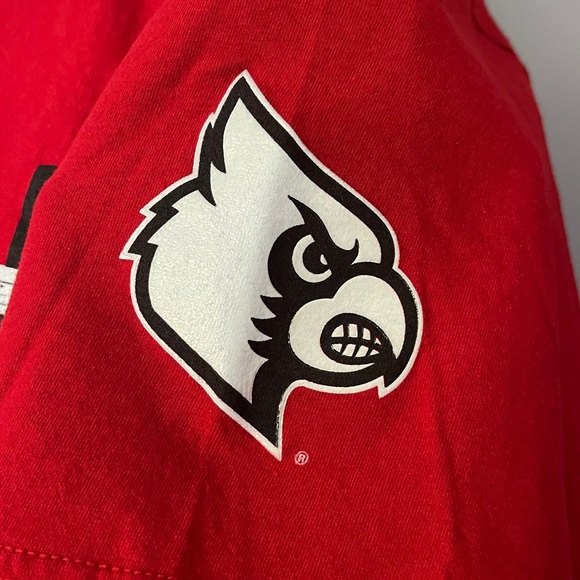 UoL University of Louisville Cardinals, Adidas The Go to Tee shirt size large - Picture 3 of 4